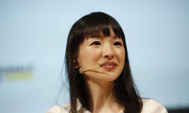 Marie Kondo hilft beim Aufräumen.