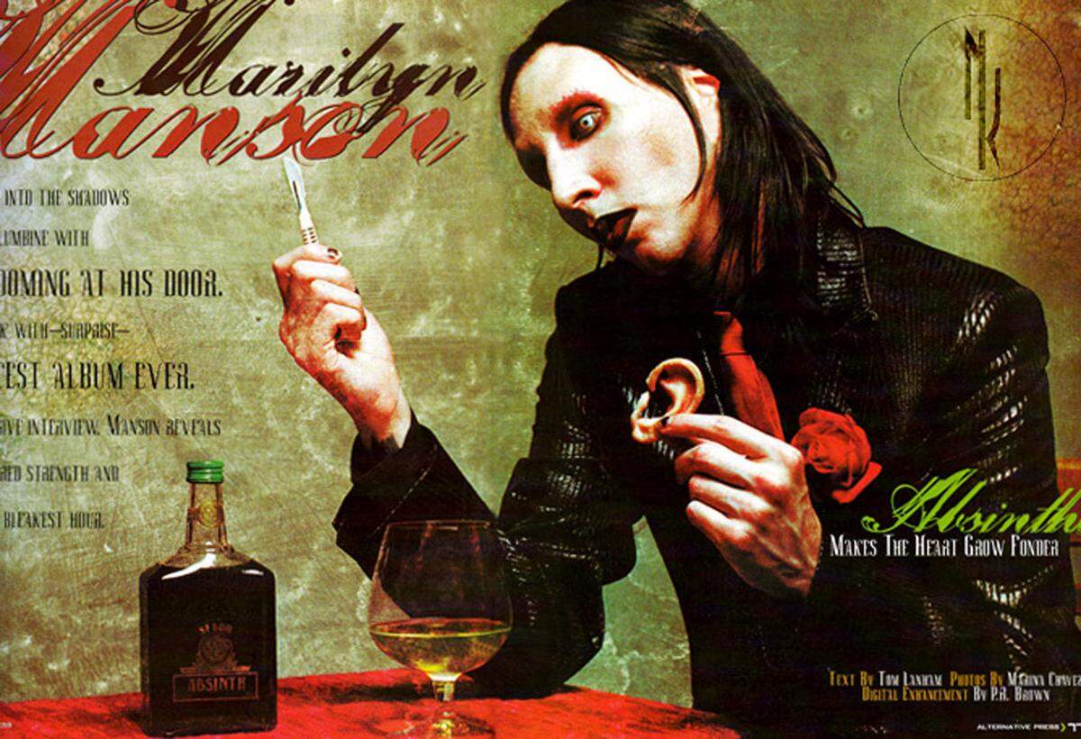 Musiker Marilyn Manson hatte genug von elenden Zechgelagen mit schlechtem Fusel, darum vertreibt er seit 2007 seine eigene Absinth-Marke. "Mansinthe" wird in dem kleinen Schweizer Dorf Kallnach in einer Kooperation des Musikers mit der Familien-Destillerie Matter-Luginbühl produziert. Bei der Produktion werden weder künstliche Aromen, noch Farbstoffe oder Zucker verwendet. Absinthe Mansinthe wird so produziert, wie Absinthe im 19. Jahrhundert produziert wurde. 