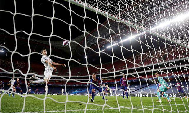 Champions League - Quarter Final - FC Barcelona v Bayern Munich