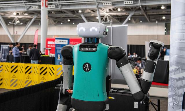 Nicht nur geschickt, auch vergleichsweise günstig dürften humanoide Roboter schon bald sein.