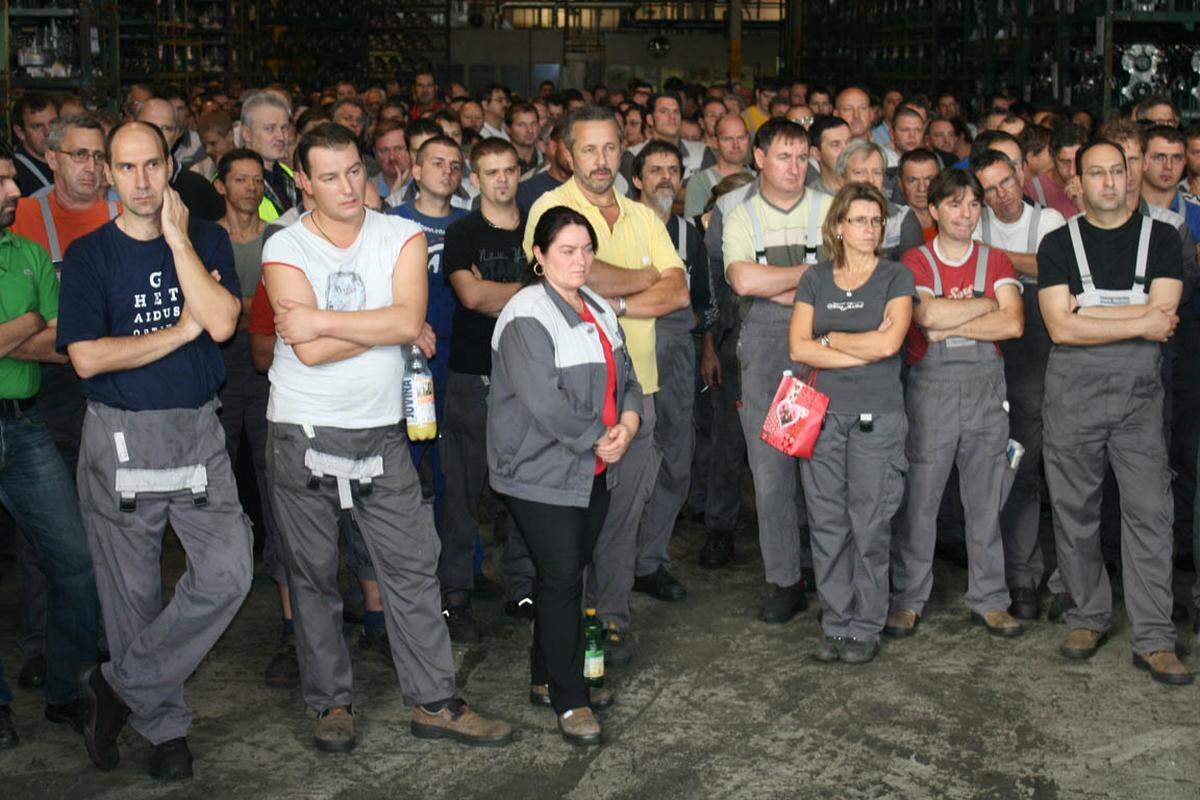 Rund 100.000 der 165.000 Beschäftigten der Metallindustrie unterstützen die Forderungen der Gewerkschaft durch konkrete Aktionen.