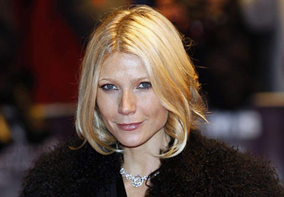 "Ich wurde über Nacht zur Schauspielerin, die keiner mehr sehen sollte", sagte Gwyneth Paltrow später. Sie drehte niveaulose Komödien wie "Schwer verliebt" und "Austin Powers in Goldständer", eine künstlerische Herausforderung kam erst wieder 2003 mit "Sylvia", in dem sie Sylvia Plath spielte. Kommerziell konnte sie vor wenigen Jahr mit "Iron Man" punkten, in dem sie Assistentin "Pepper" Potts spielt. Die zweifache Mutter weiß heute: "Ich halte es für ungesund, so wie ich mit 26 auf dem Höhepunkt seines Erfolges zu stehen."