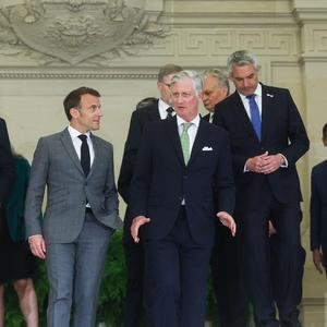 Karl Nehammer mit EU-Ratspräsident Charles Michel, Emmanuel Macron, und dem belgischen König Philippe in Brüssel. 