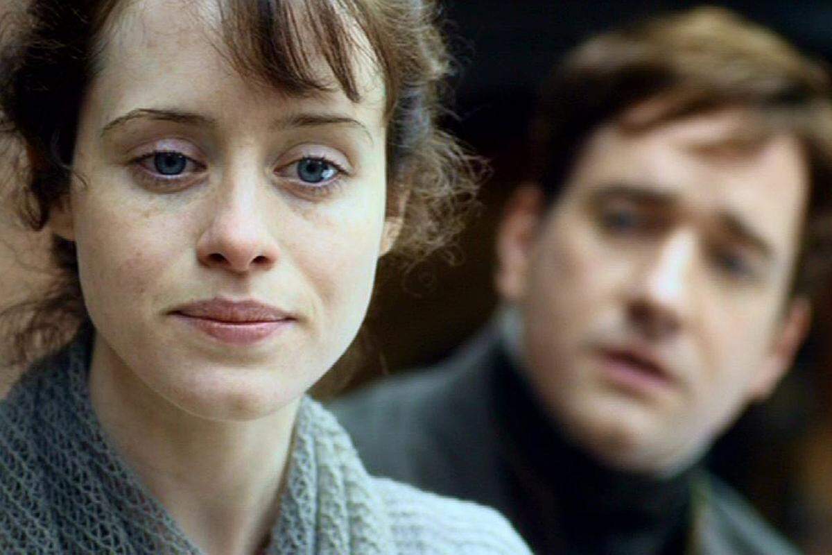 Wer Matthew Macfadyen schätzt, dem könnte auch "Little Dorrit" gefallen. Der 24-Teiler krankt manchmal an der übertriebenen Exzentrik der Charles Dickens-Vorlage. Doch die bezaubernde Claire Foy als May Dorrit macht das wieder wett. Der Plot: Die Dorrits leben im Schuldnergefängnis, doch es gibt es dunkles Geheimnis in der Familie Clennam (mitunter Macfadyen), das Klein Amys Leben ändern wird.