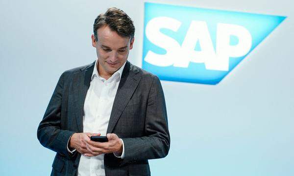 Künstliche Intelligenz soll bei der Firmensoftware von SAP noch stärker angewendet werden. 