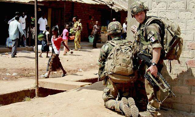 Französische Soldaten auf Patrouille in der Hauptstadt Bangui
