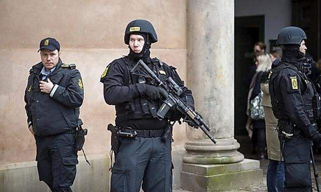Dänische Polizisten in Kopenhagen