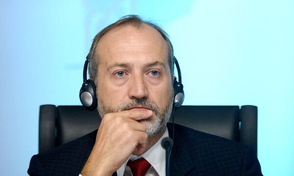 PK TELEKOM AUSTRIA: PLATER