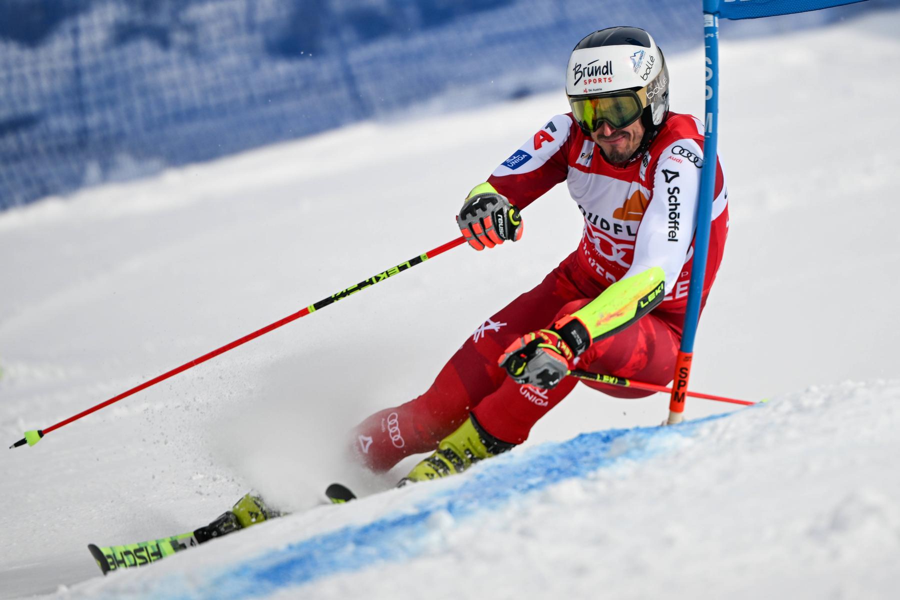 Riesentorlauf: Halbzeitführender Brennsteiner wird bei Schweizer Dreifachsieg am Ende Fünfter