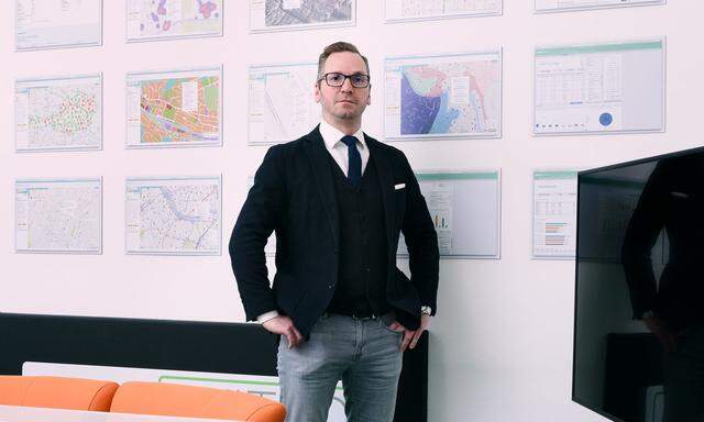 Roland Schmid (44) ist ein Wiener Unternehmer, seine Firmengruppe bietet Dienstleistungen für die Immobilienbranche an.