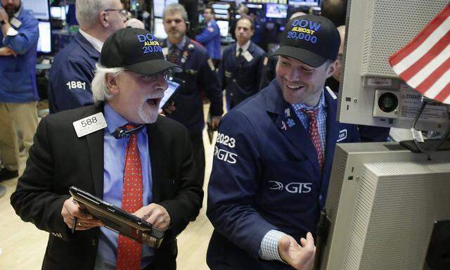 Die Händler an der Wall Street fiebern dem Erreichen der 20.000-Punkte-Marke schon seit Tagen entgegen.