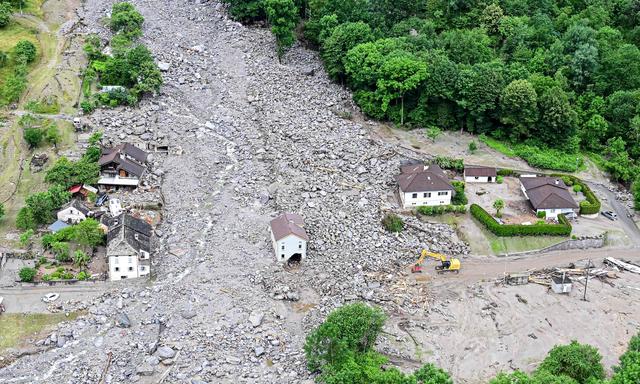 Ein Bild der Zerstörung zeigte sich in der Schweiz