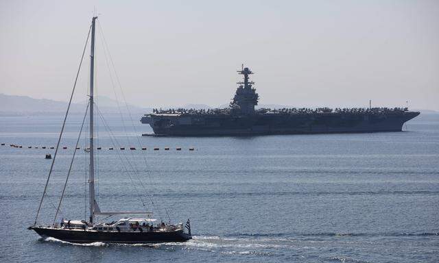 Der atomgetriebene Flugzeugträger der US-Marine, USS Gerald R. Ford, im Sommer vor der griechischen Küste. 