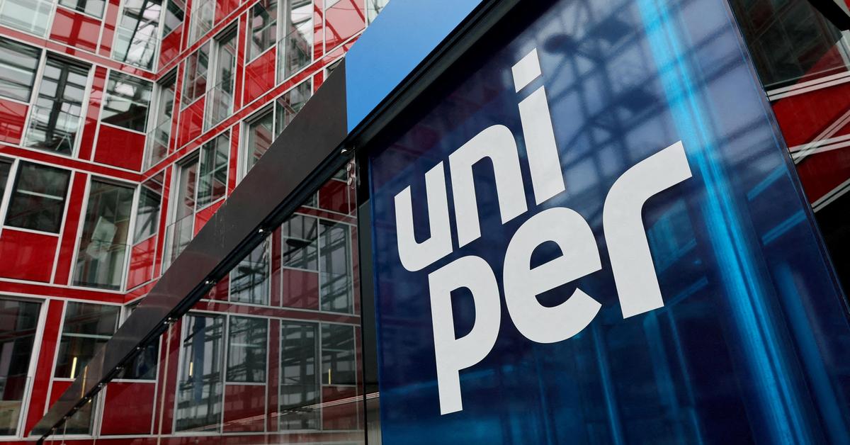 Germany is looking for advisors to sell Uniper shares