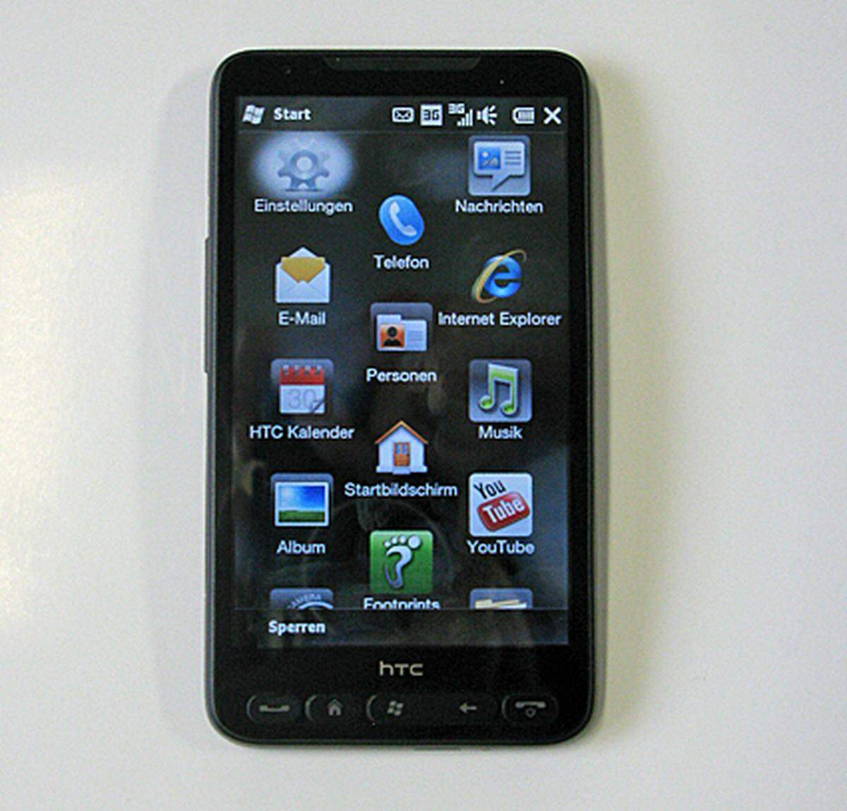 Typus: Touchscreen mit 4,3-Zoll-Display (800 x 480 Pixel) Kommunikation: HSDPA/EDGE/UMTS, WLAN, Bluetooth Kamera: 5 Megapixel, Dual-LED-Blitz, Auto-Fokus, Geo-Tagging Besonderheiten: A-GPS, microSD-Slot, WLAN-Router Größe/Gewicht: 120 x 67 x 11 Millimeter / 159 Gramm Verfügbarkeit/Preis:ab sofort / 620 Euro ohne Vertrag