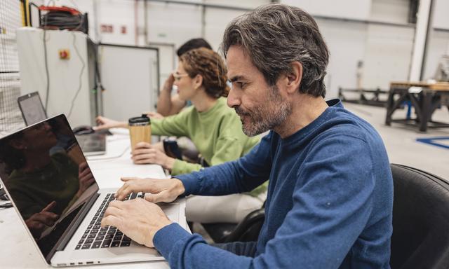 Viele Firmen stellen keine Angebote für die Generation 55+ zur Verfügung. 