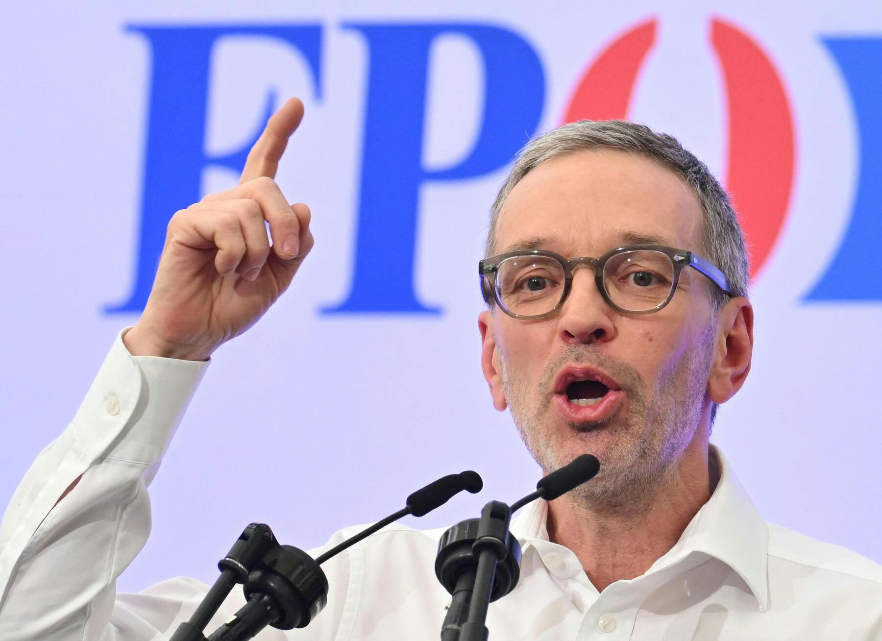 „Kickl, entschuldige dich“: SPÖ startet Petition gegen Gewalt an Kindern