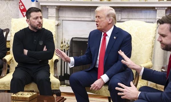 „Hinterhältiger Angriff aus absoluter Böswilligkeit“: Der ukrainische Präsident Selenskij im verbalen Schlagabtausch im Weißen Haus mit US-Präsident Trump und US-Vizepräsident Vance.