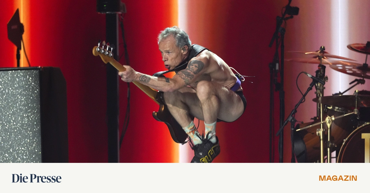 Flea-Bassist-der-Red-Hot-Chili-Peppers-Mit-Chet-Baker-zu-singen-war-einfach-wunderbar-premium-