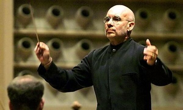 ARCHIVBILD - DENNIS RUSSEL-DAVIES