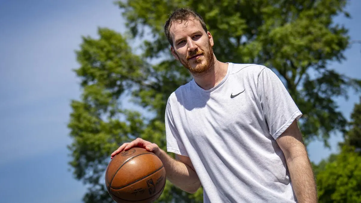 Jakob Pöltl verlängert bei Toronto Raptors bis 2030 – DiePresse.com