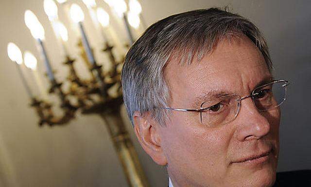 Minister Stöger plant den ELGA-Start für Mitte 2013