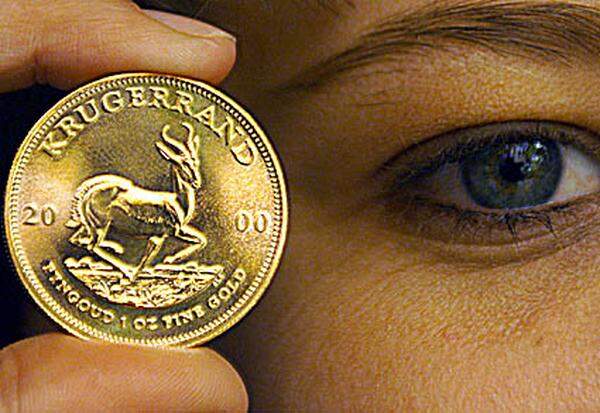Der Kruger Rand ist die älteste Anlagemünze der Welt. Den Massen ist er spätestens seit dem Film "Lethal Weapon II" mit Mel Gibson ein Begriff, wo es um südafrikanische Verbrecher zu Zeiten des Apartheitsregimes geht. In den 1980ern waren fast 90 Prozent aller Goldmünzen Krugerrands.