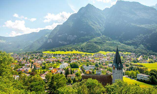 Der Finanzplatz Liechtenstein bietet viele Vorteile für Stiftungsgründungen.