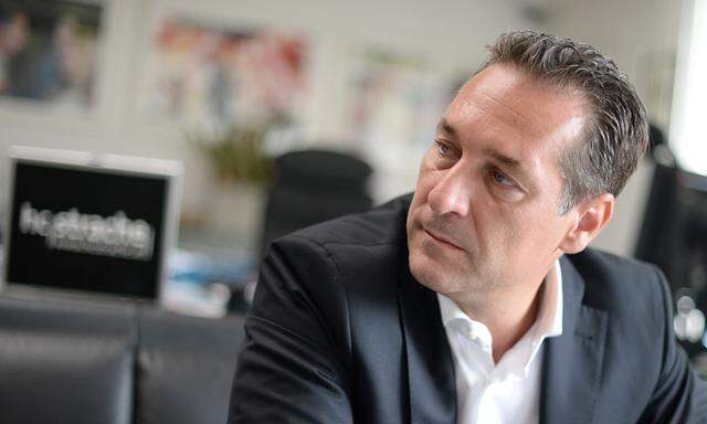 FPÖ-CHEF STRACHE