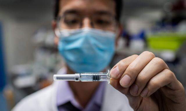 Impfstoff-Forscher in Peking