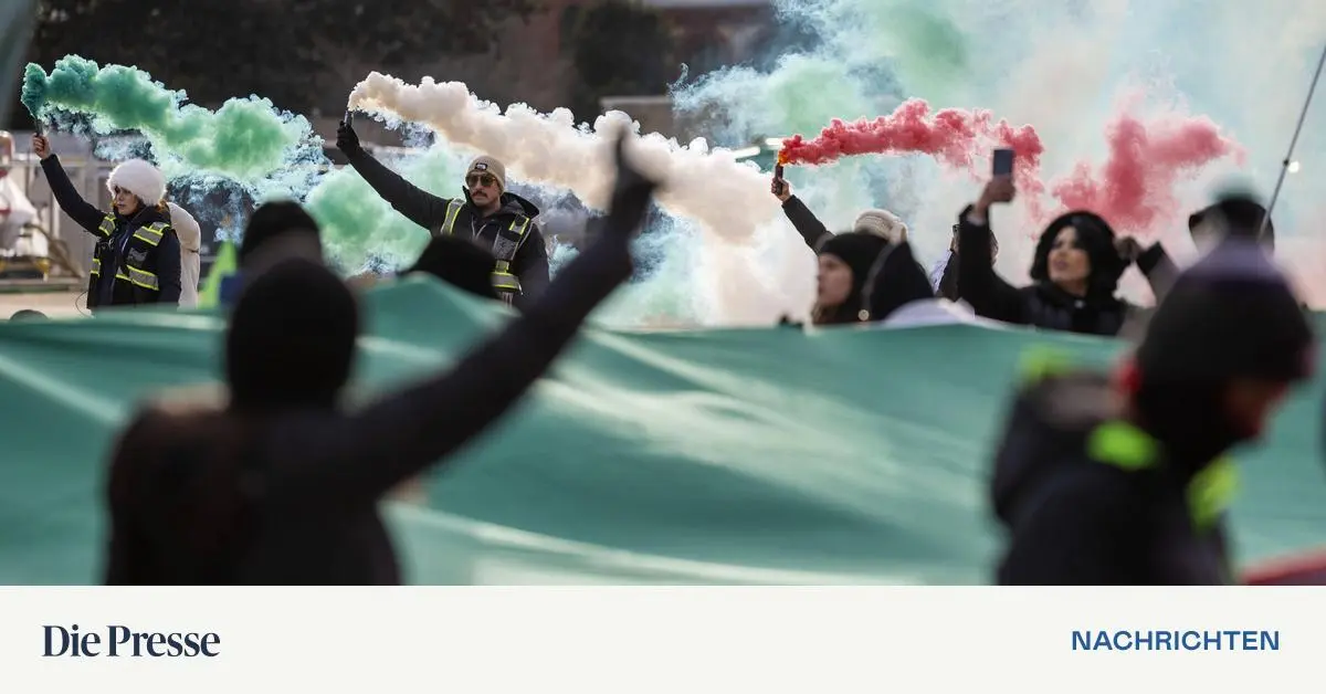 Bericht-Bis-zu-30-000-Tote-an-zwei-Protesttagen-im-Iran