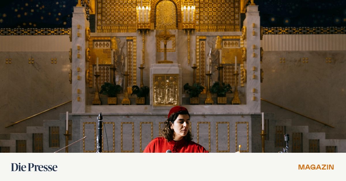 Pl-tzlich-bernehmen-Patienten-die-Messe-der-Otto-Wagner-Kirche-premium-