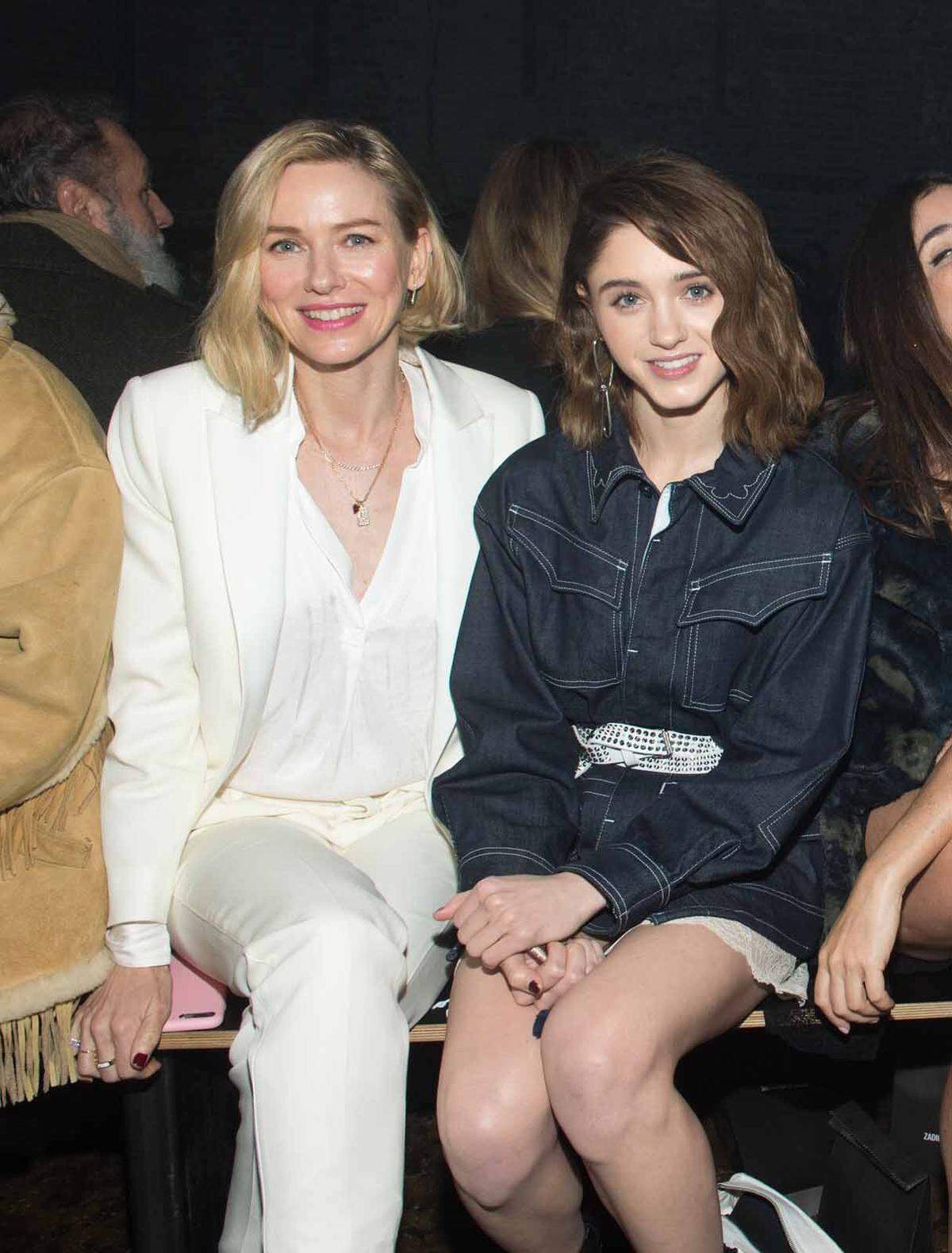 Dafür interessierten sich auch Naomi Watts und Natalia Dyer.    