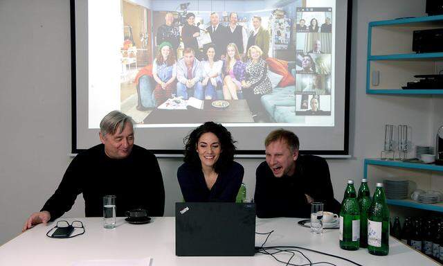 Andreas Vitásek, Katrin Lux und Robert Stadlober (v. l.) beim virtuellen Pressetermin.  