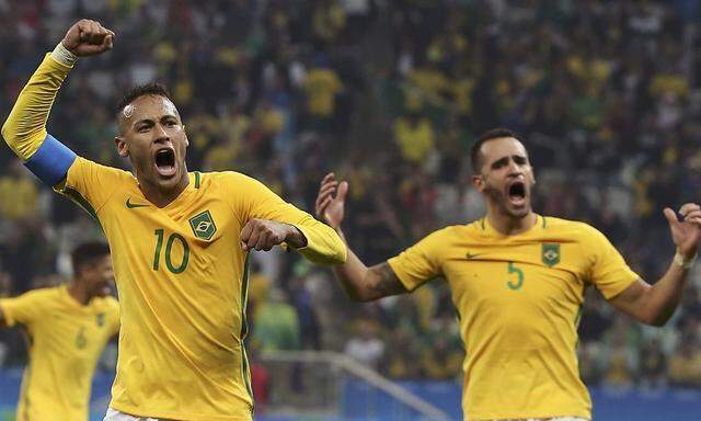 Brasilien ins Fußball-Halbfinale eingezogen