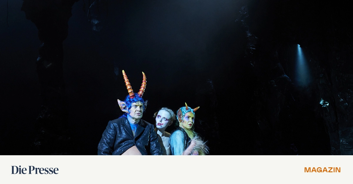 Horv-th-in-der-Geisterbahn-Glaube-Liebe-Hoffnung-missgl-ckt-im-Akademietheater-premium-