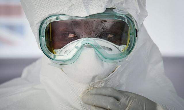 Die Ebola-Epidemie in der Demokratischen Republik Kongo hat nun auch das Nachbarland Uganda erreicht.