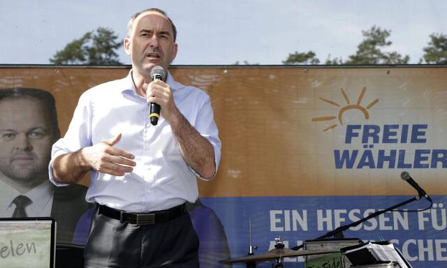 Aiwanger hatte zuletzt einen umfangreichen Fragenkatalog Söders zu den Vorwürfen schriftlich beantworten müssen.