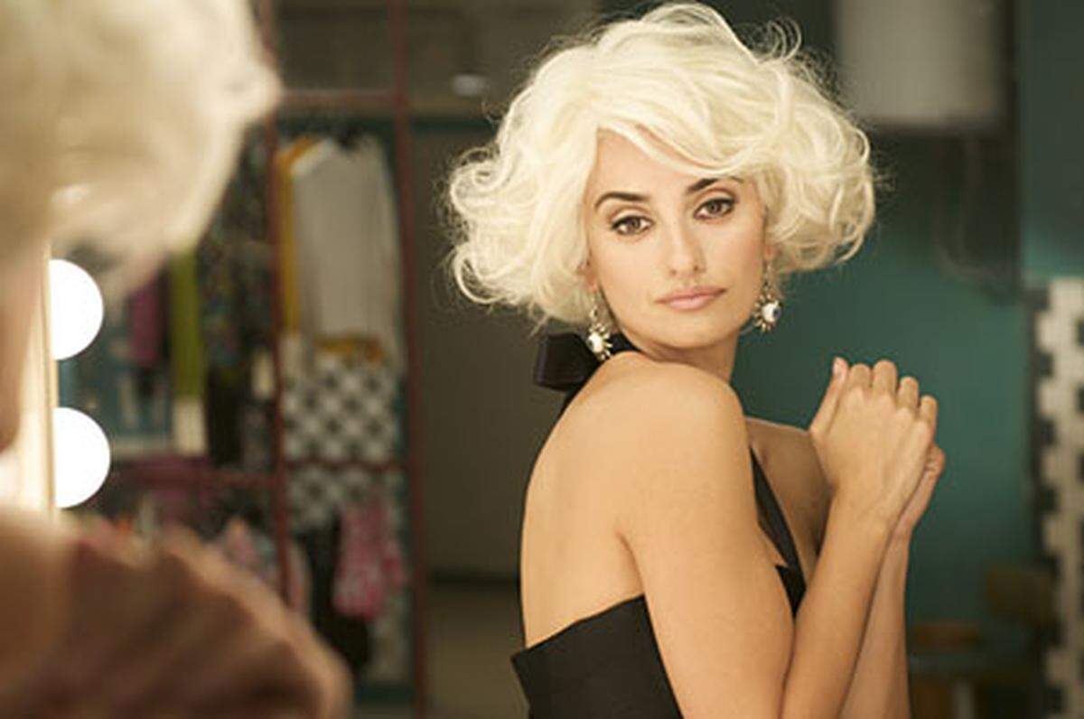 Tragische Liebesgeschichte im Filmemacher-Milieu.  Mit Penélope Cruz.