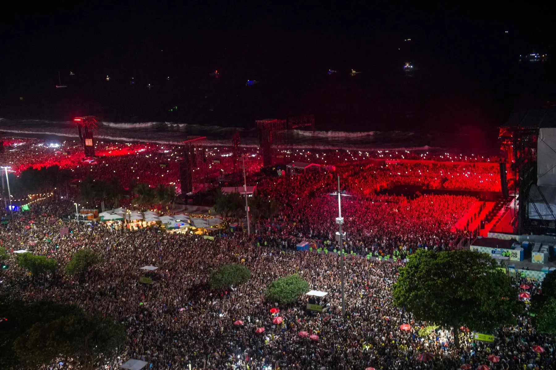 The authorities had expected around 1.6 million visitors before the concert - but the actual number exceeded this estimate according to official information.