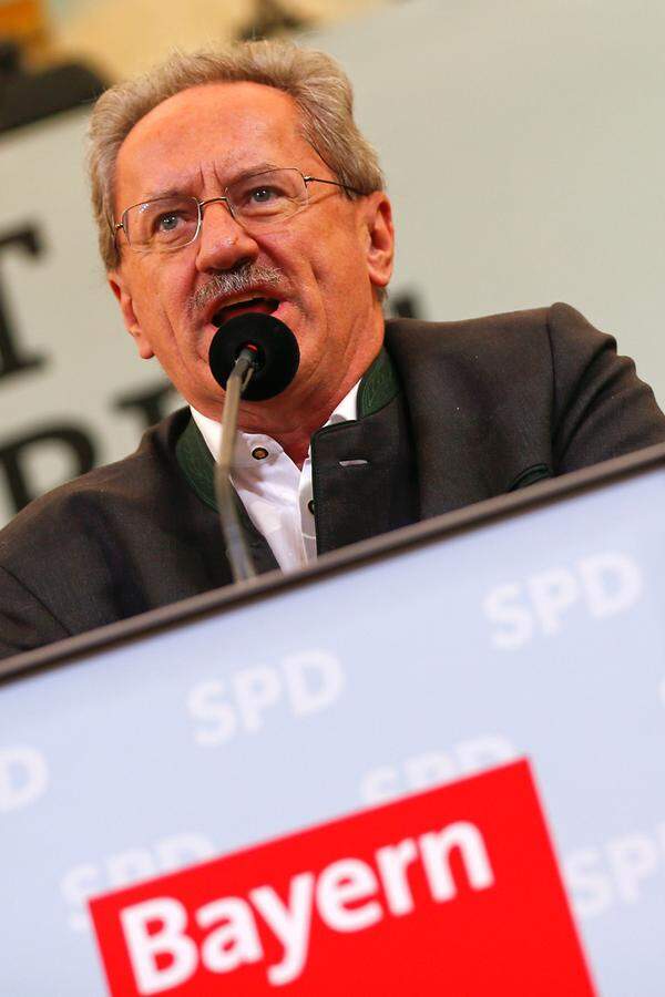 Ude ist es in seiner zwanzigjährigen Amtszeit als Münchner Oberbürgermeister gelungen, die örtliche CSU zu traumatisieren, weil der SPD-Politiker sich in seiner Heimatstadt als unbesiegbar entpuppte. Ude ist ein Sozialdemokrat alter Schule, der insbesondere Privatisierungen von Staatsunternehmen gern kritisiert.Ergebnis: 20,5 Prozent (+1,2)
