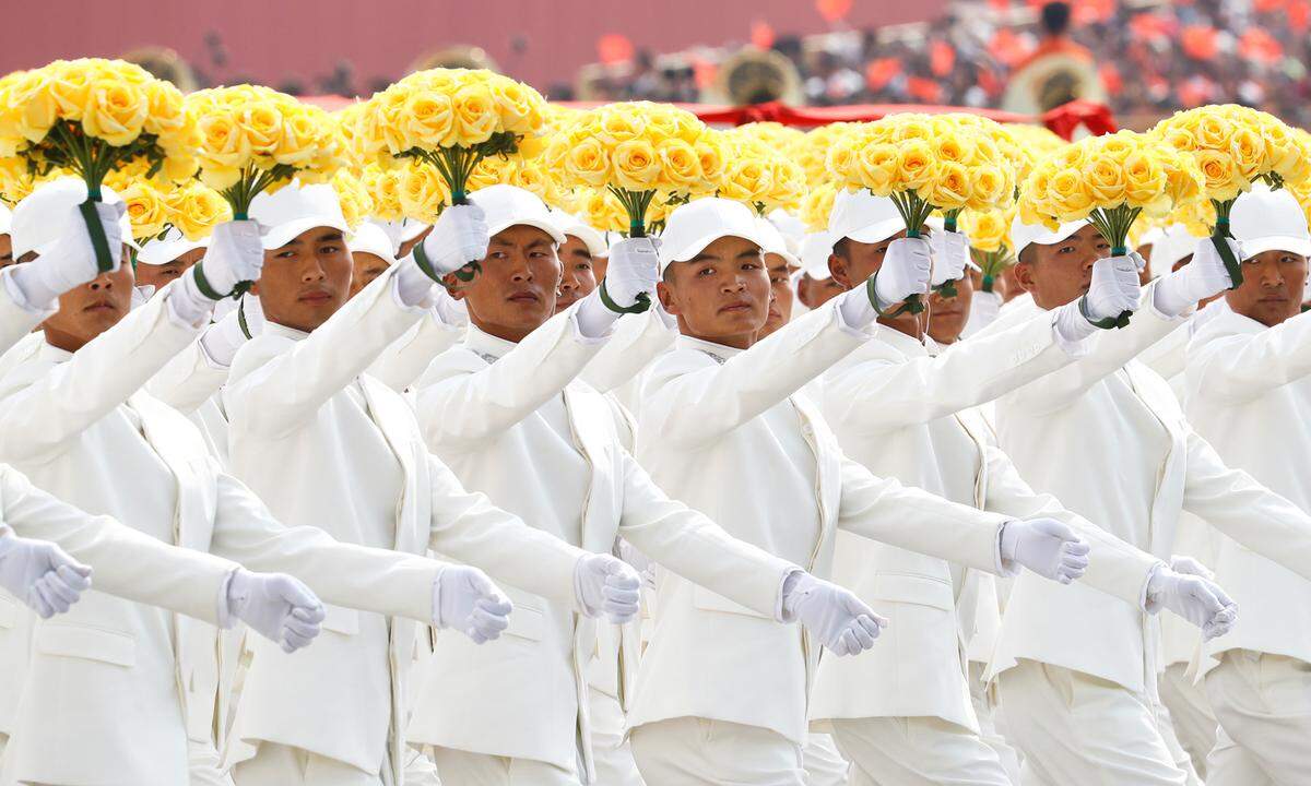 Weitere Bilder von der Parade in Peking.