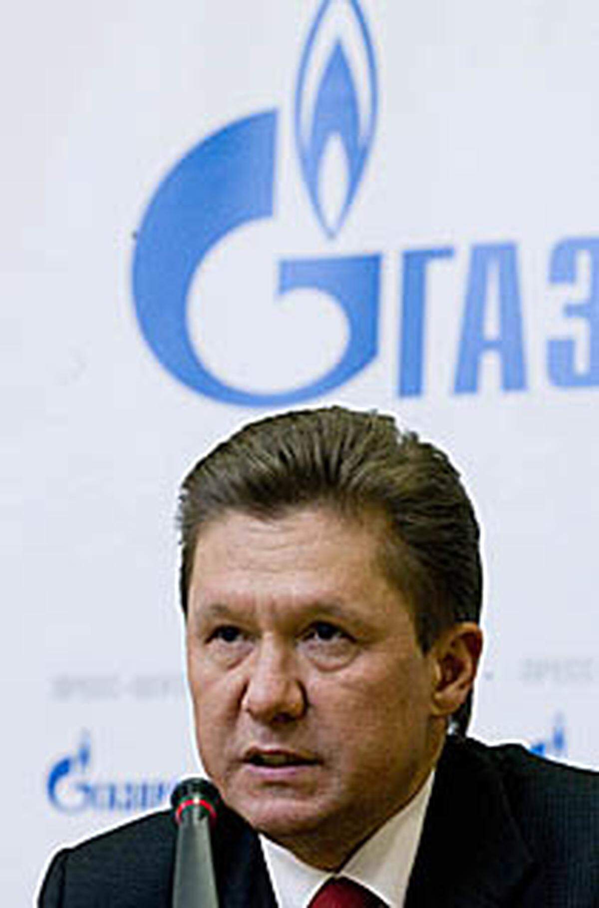 Vorstandsvorsitzender ist seit Mai 2001 Alexej Miller, Aufsichtsratschef ist seit Juni 2008 der ehemalige russische Ministerpräsident Viktor Subkow. Beide gelten als enge Vertraute des derzeitigen russischen Ministerpräsidenten Vladimir Putin.