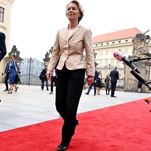 Kommissionschefin Ursula von der Leyen muss bis zum nächsten Gipfel Vorschläge vorbereiten. 