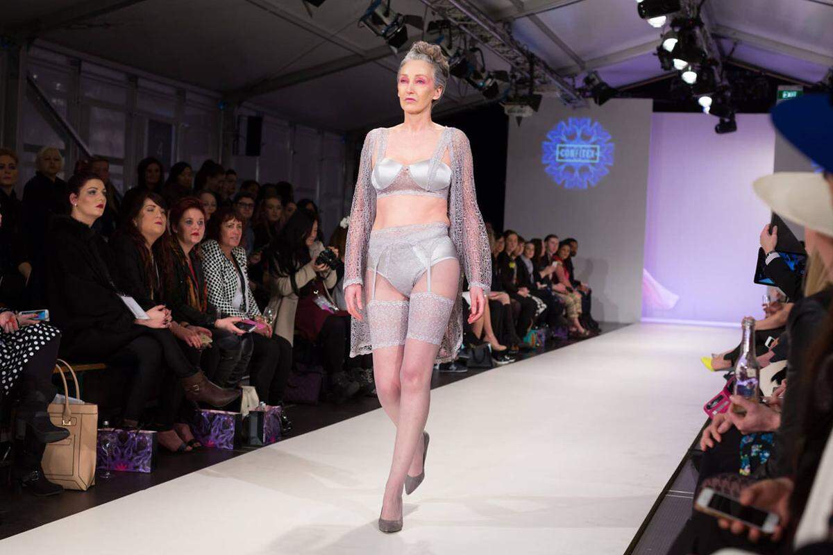 Dass Inkontinenzwäsche durchaus auch einem Designanspruch gerecht werden kann, zeigte das Label Confitex bei der Fashion Week in Neuseeland zum ersten Mal.