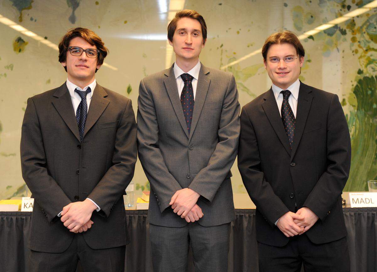 Philipp Weiss, Alexander Albl und Lukas Hruby. Betreut wurde Team 5 von Dorda Brugger Jordis Rechtsanwälte.