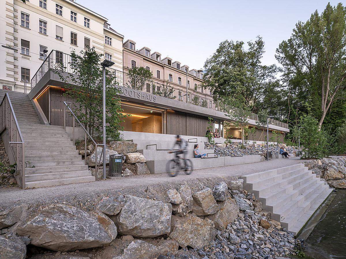 Ein weiteres nominiertes steirisches Projekt ist das Stadtbootshaus in Graz, das von Kuess Architektur entworfen wurde.