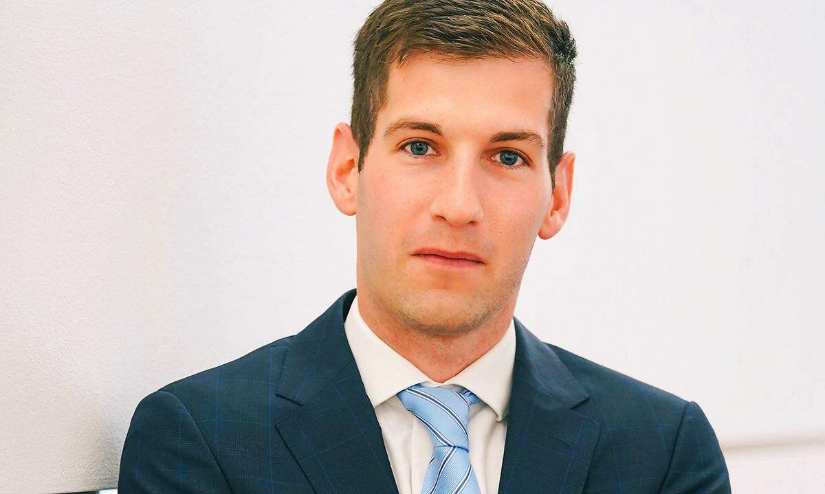 Michael Fink ist seit 10. September als Rechtsanwalt für das Team rund um Partner Gregor Schett bei der Fellner Wratzfeld & Partner Rechtsanwälte GmbH (fwp) tätig. Der 32-Jährige startete seine Karriere bei fwp bereits 2014 als Rechtsanwaltsanwärter.