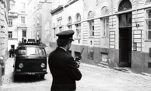 Palästinensisches Attentat auf die Synagoge in der Wiener Seitenstettengasse am 29. August 1981.