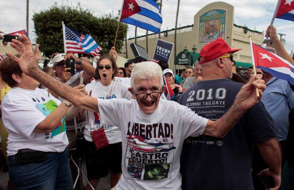 Nirgendwo war Fidel Castro so verhasst wie in Miami. Im Viertel Little Havanna leben Kubaner und ihre Familien, die vor der sozialistischen Revolution in ihrer Heimat geflohen sind.